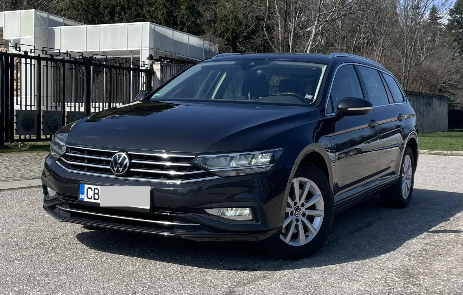 VW Passat 2.0 TDI/150 PS/ACC/PDC/LED/NAVI/KAMERA, снимка 2 - Автомобили и джипове - 54488950