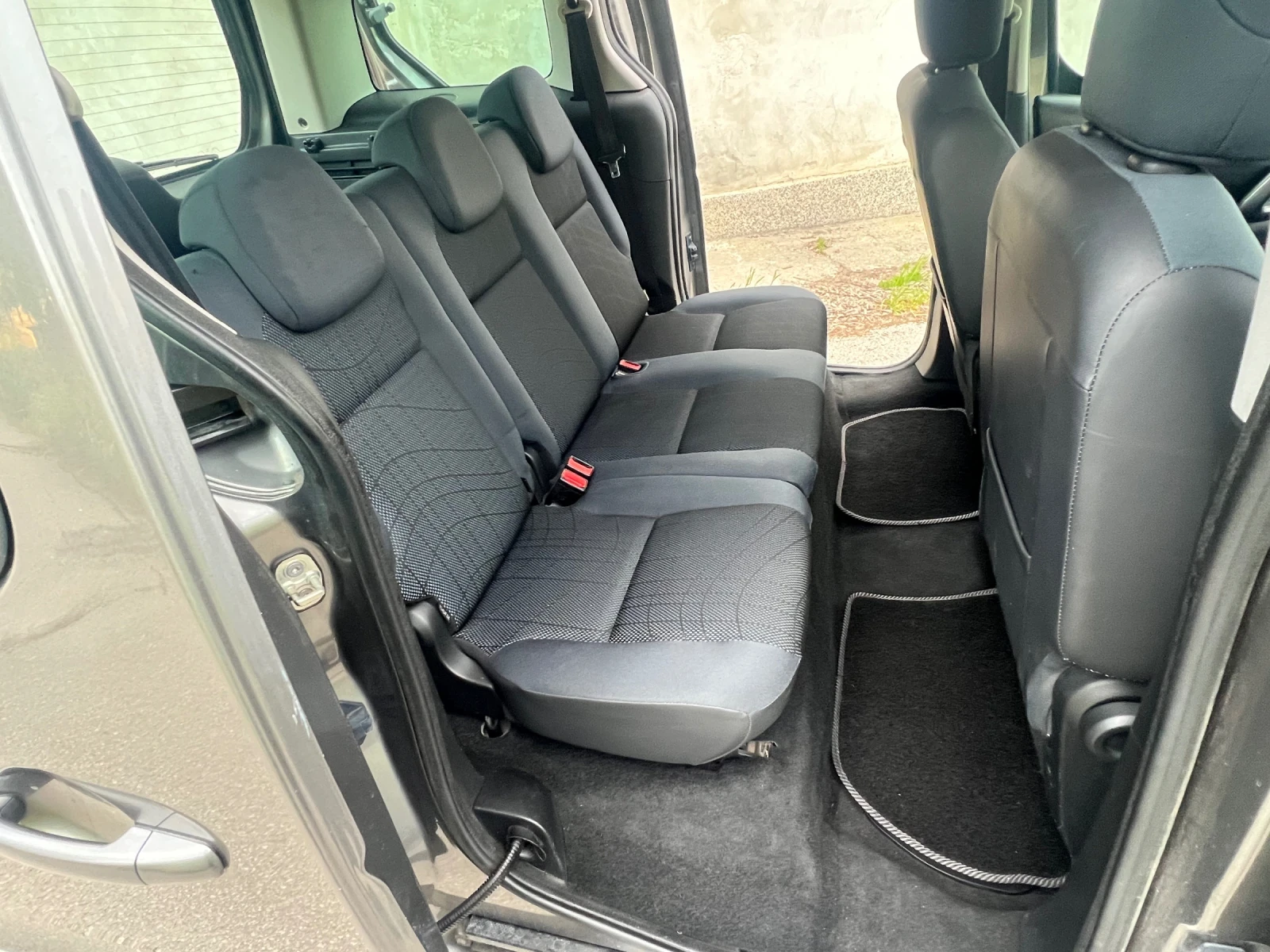 Peugeot Partner 1.6 HDI 92 ��. TEPEE | Mobile.bg � ����������� 9