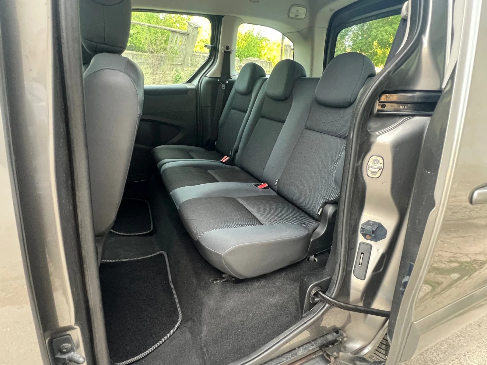 Peugeot Partner 1.6 HDI 92 ��. TEPEE | Mobile.bg � ����������� 10