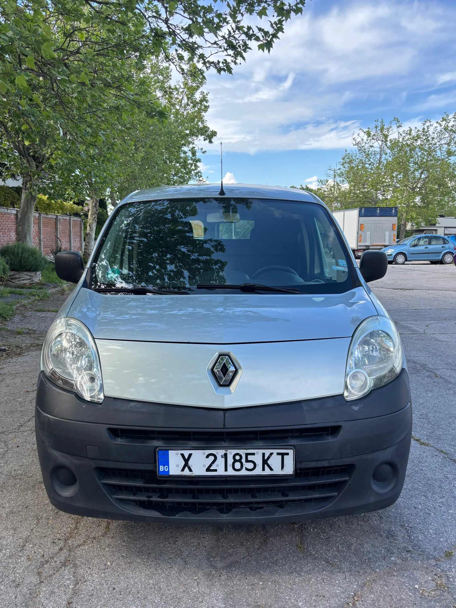 Renault Kangoo 1.5 DCI Maxi, снимка 2 - Автомобили и джипове - 54681821