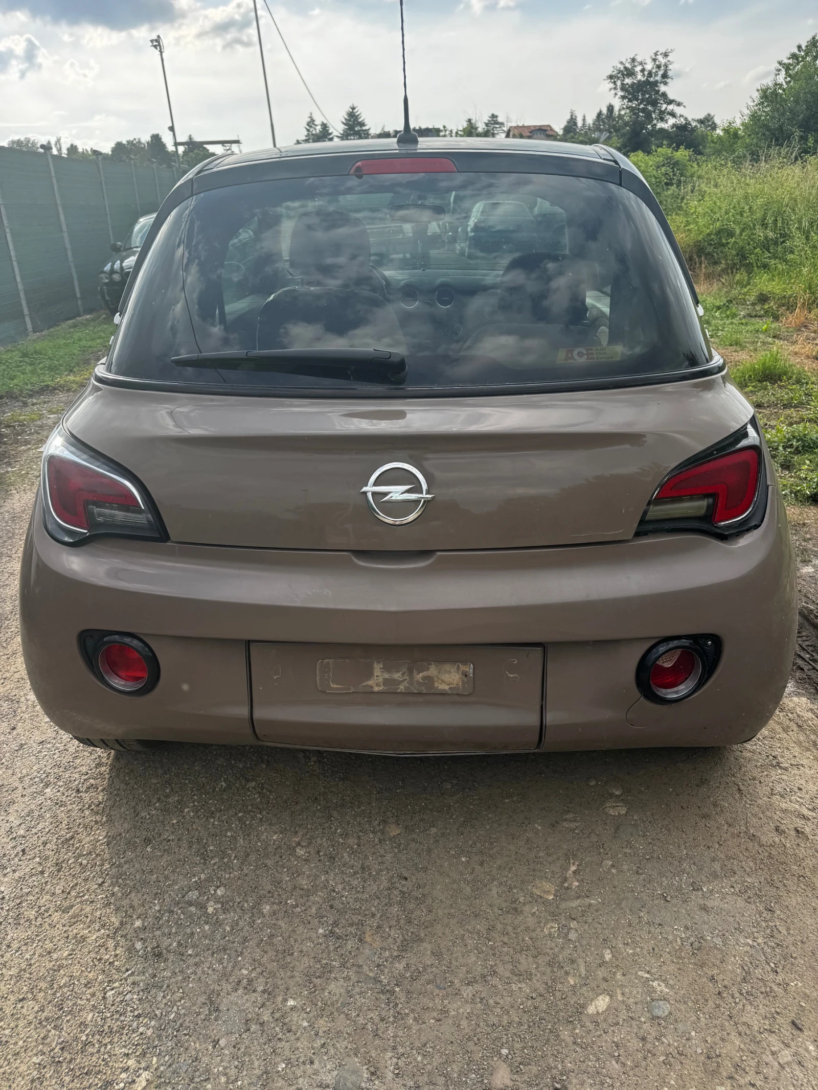 Opel Adam, снимка 4 - Автомобили и джипове - 54793607