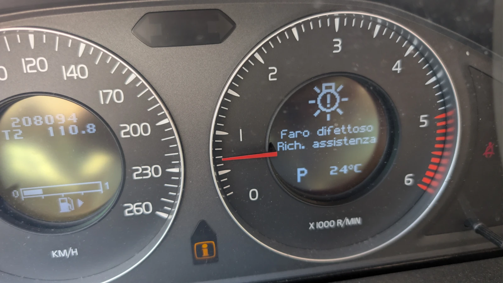 Volvo S80 II 2.4 D5 (185 кс), снимка 11 - Автомобили и джипове - 55073923