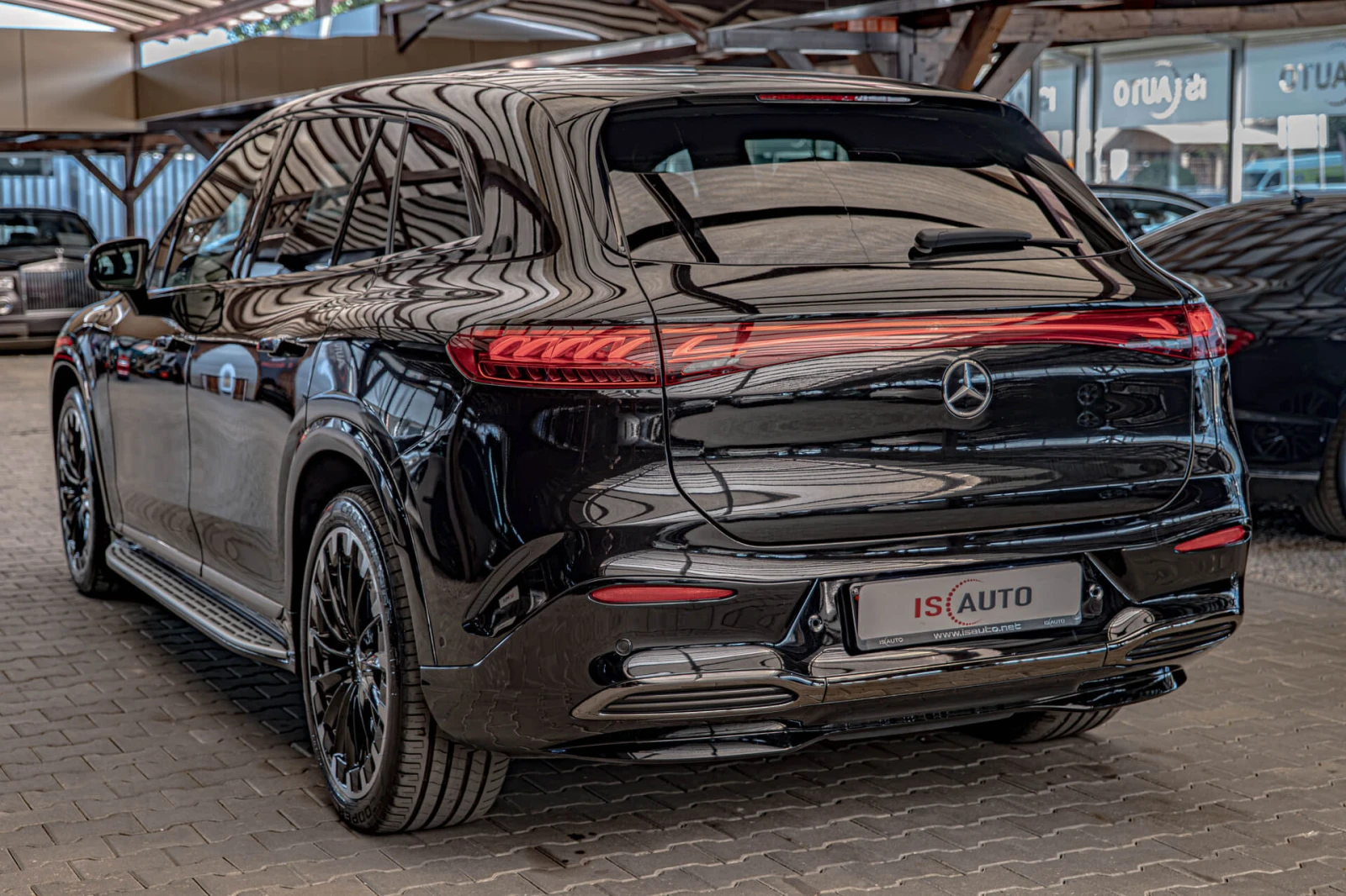 Mercedes-Benz EQS 450+ 125kWh/AMG/HuD/Hyper Screen/Burme./Pano./Карб, снимка 5 - Автомобили и джипове - 55611312