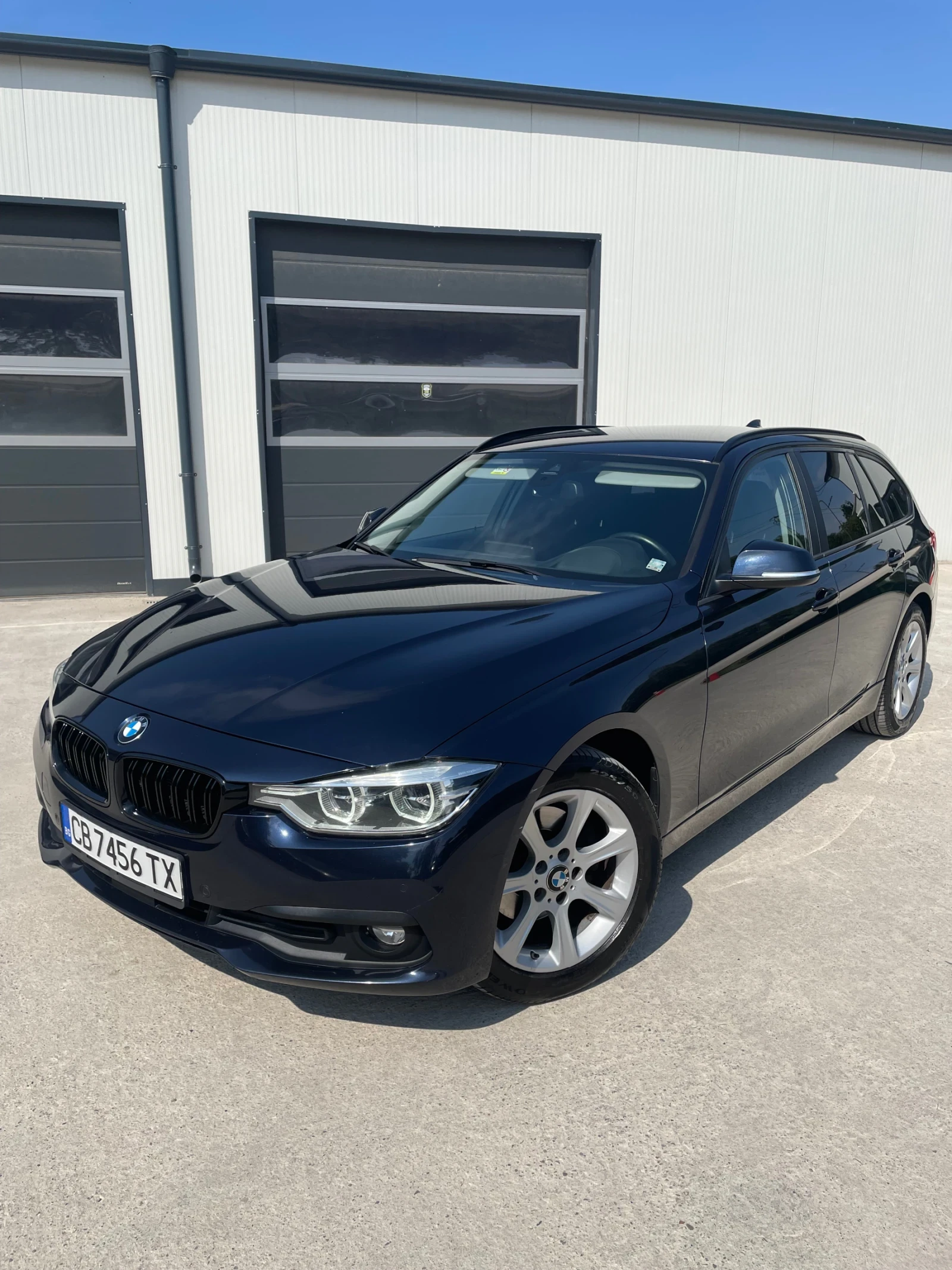BMW 320