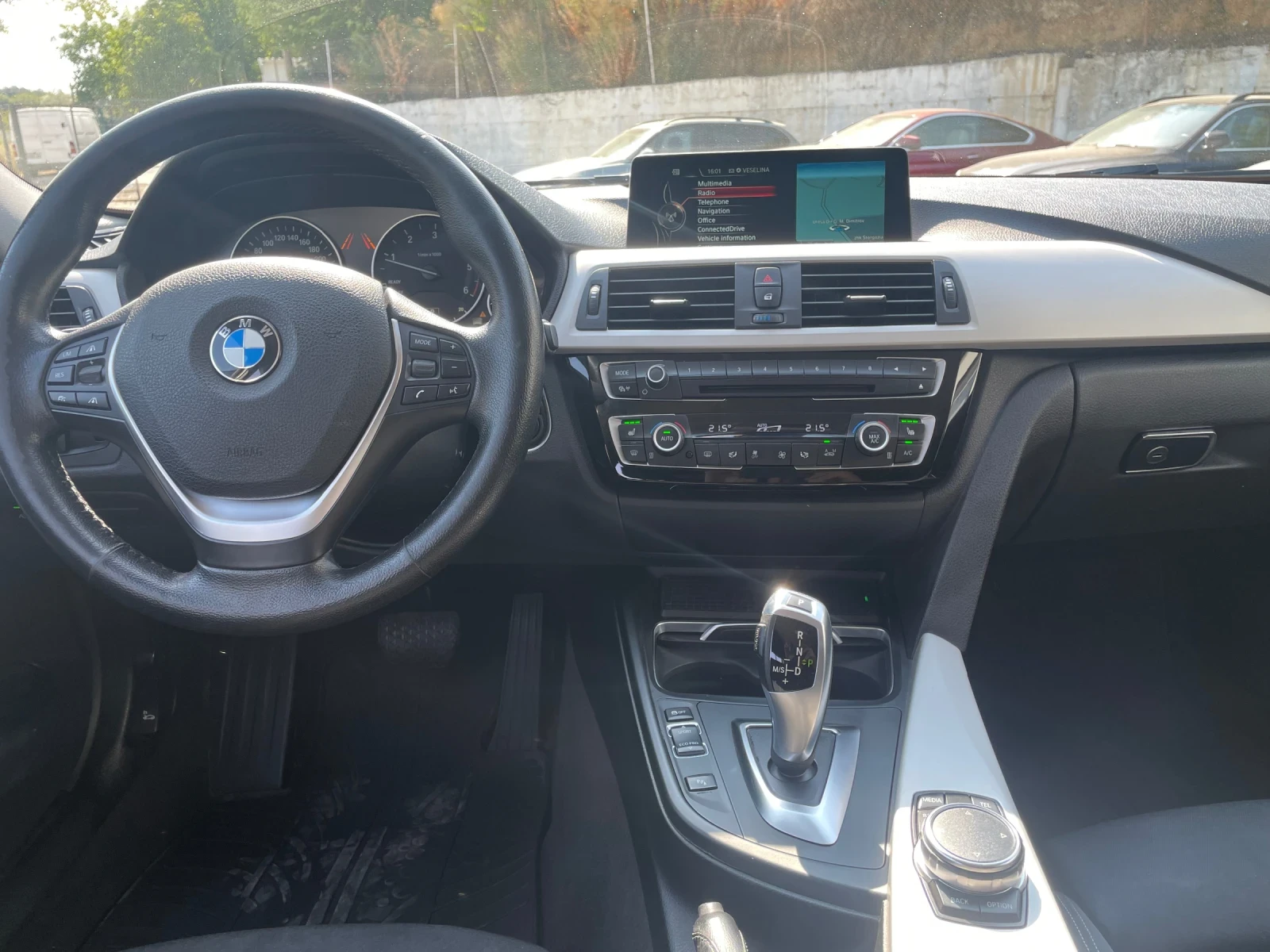 BMW 320, снимка 8 - Автомобили и джипове - 55655203