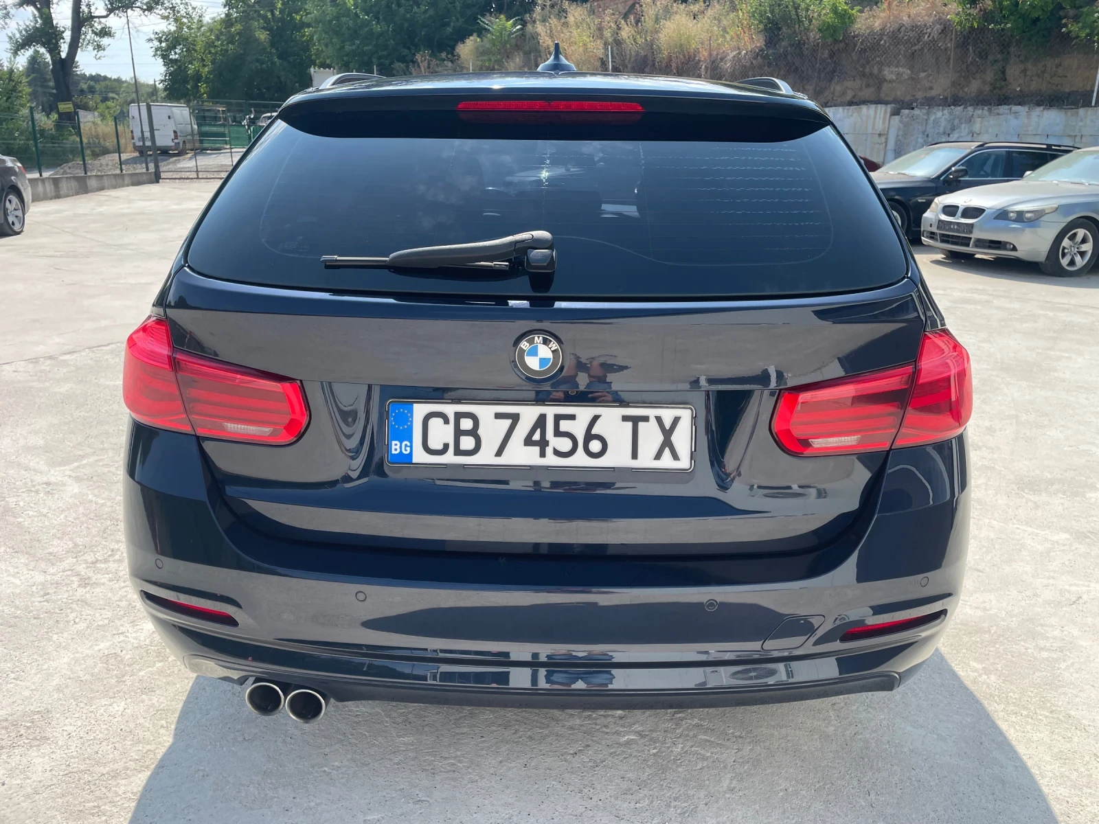 BMW 320, снимка 5 - Автомобили и джипове - 55655203