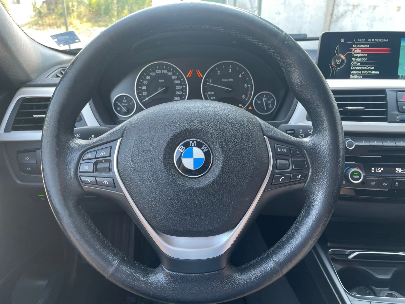 BMW 320, снимка 9 - Автомобили и джипове - 55655203