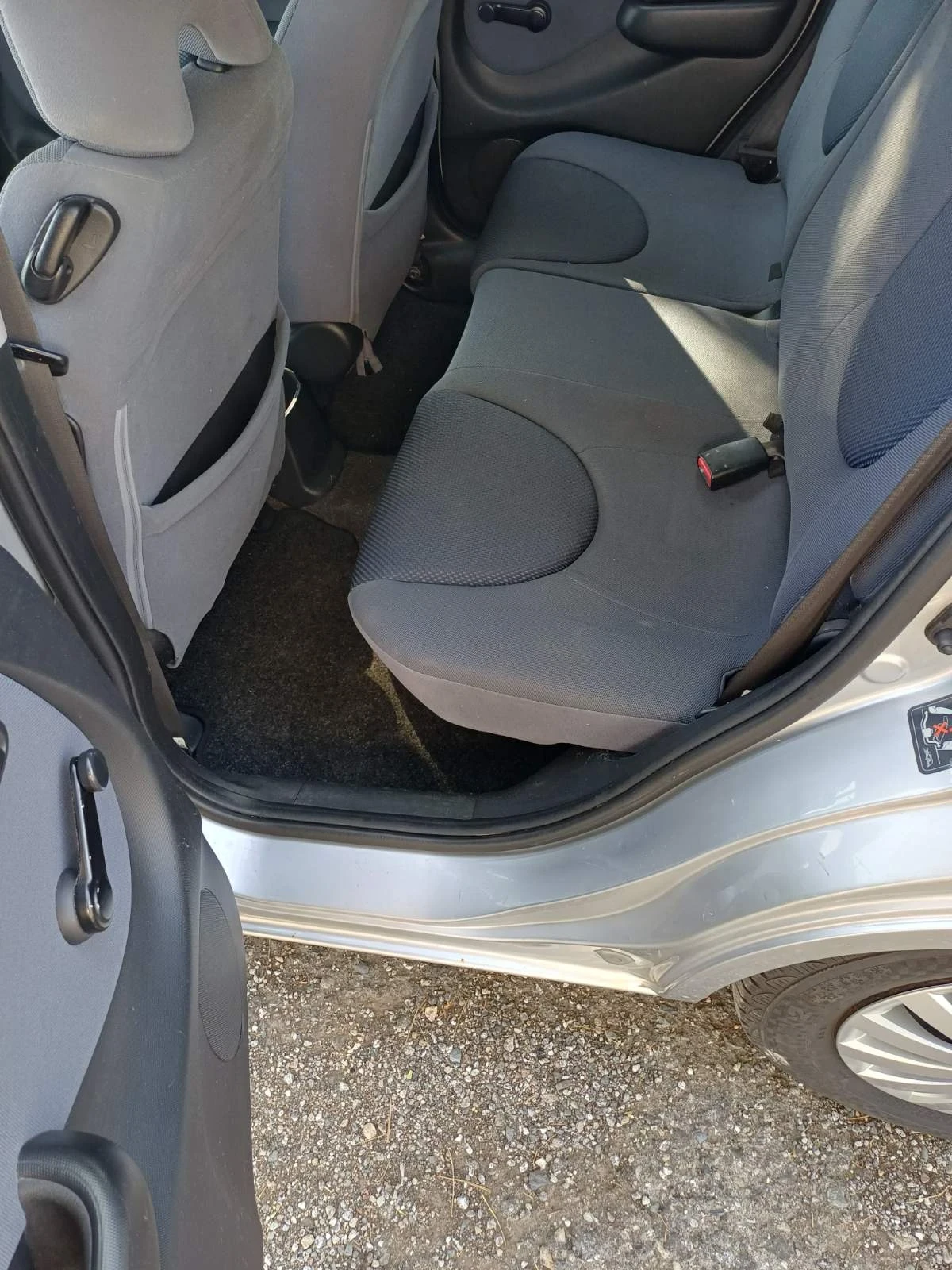 Honda Jazz 1.4 Автоматик, снимка 16 - Автомобили и джипове - 55687389