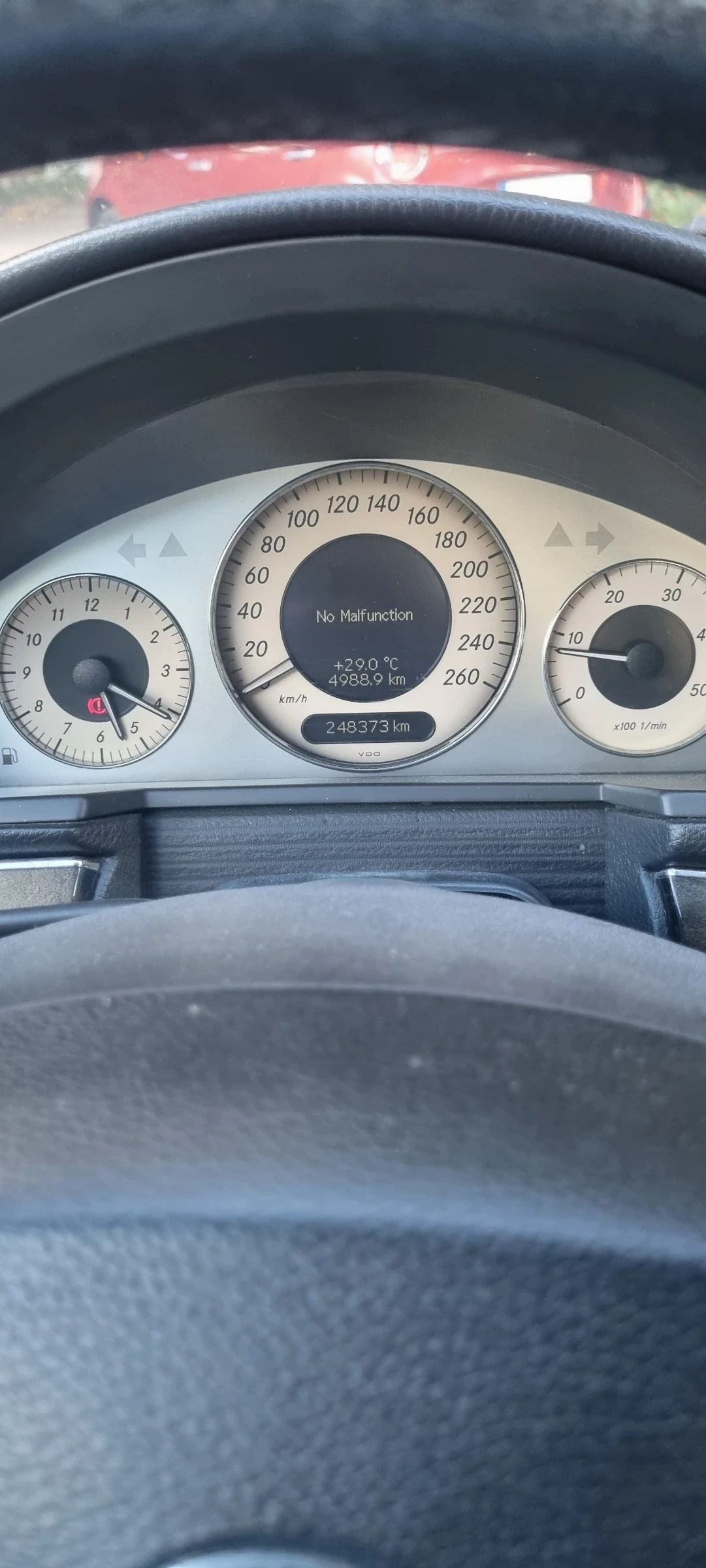Mercedes-Benz E 270 Avanagard, снимка 8 - Автомобили и джипове - 55768779