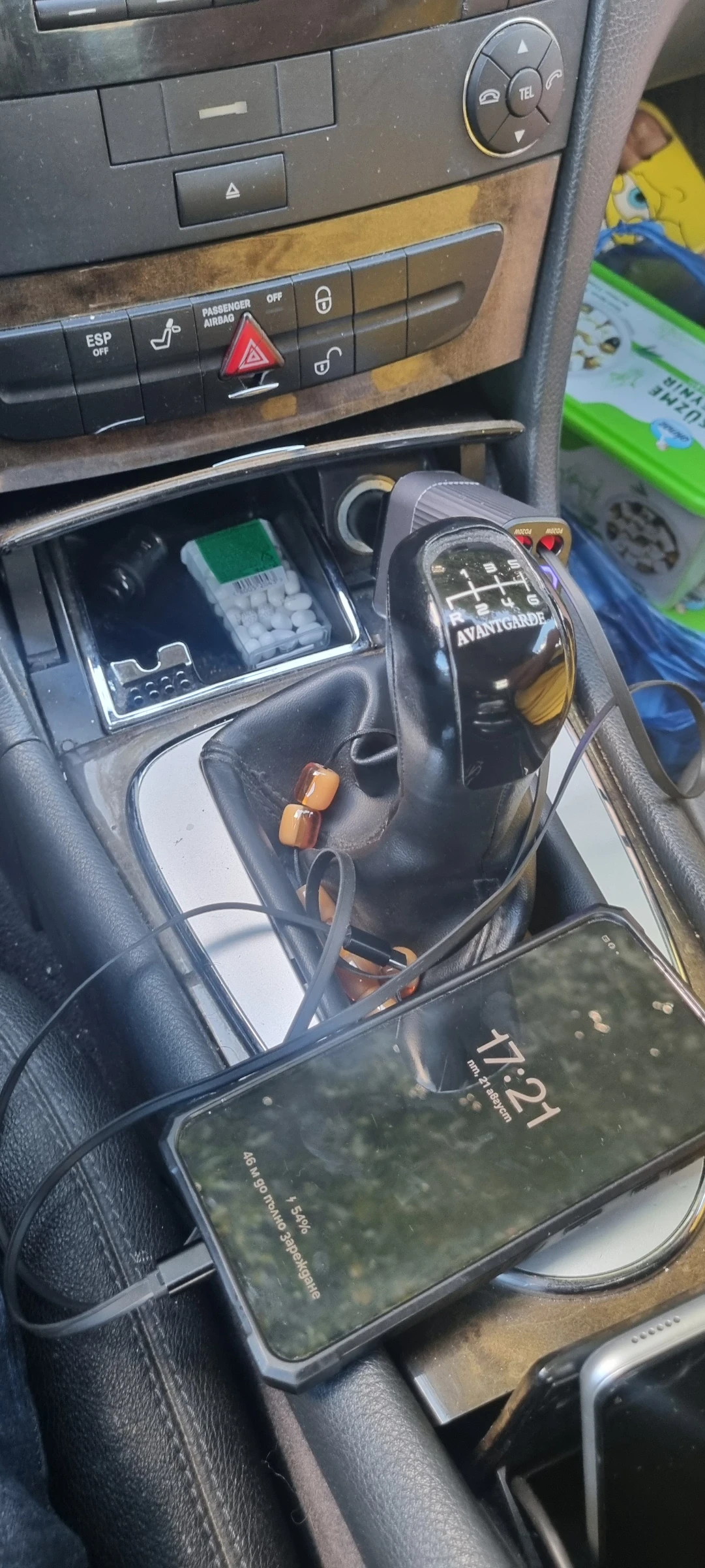 Mercedes-Benz E 270 Avanagard, снимка 10 - Автомобили и джипове - 55768779