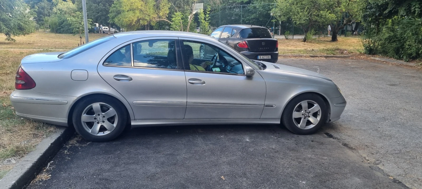 Mercedes-Benz E 270 Avanagard, снимка 5 - Автомобили и джипове - 55768779
