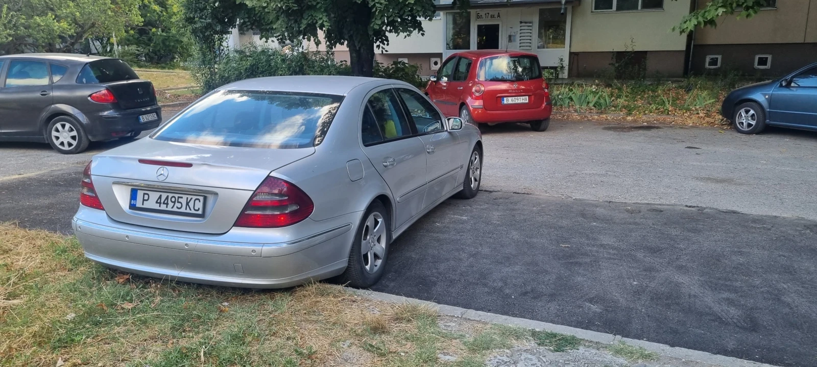 Mercedes-Benz E 270 Avanagard, снимка 4 - Автомобили и джипове - 55768779