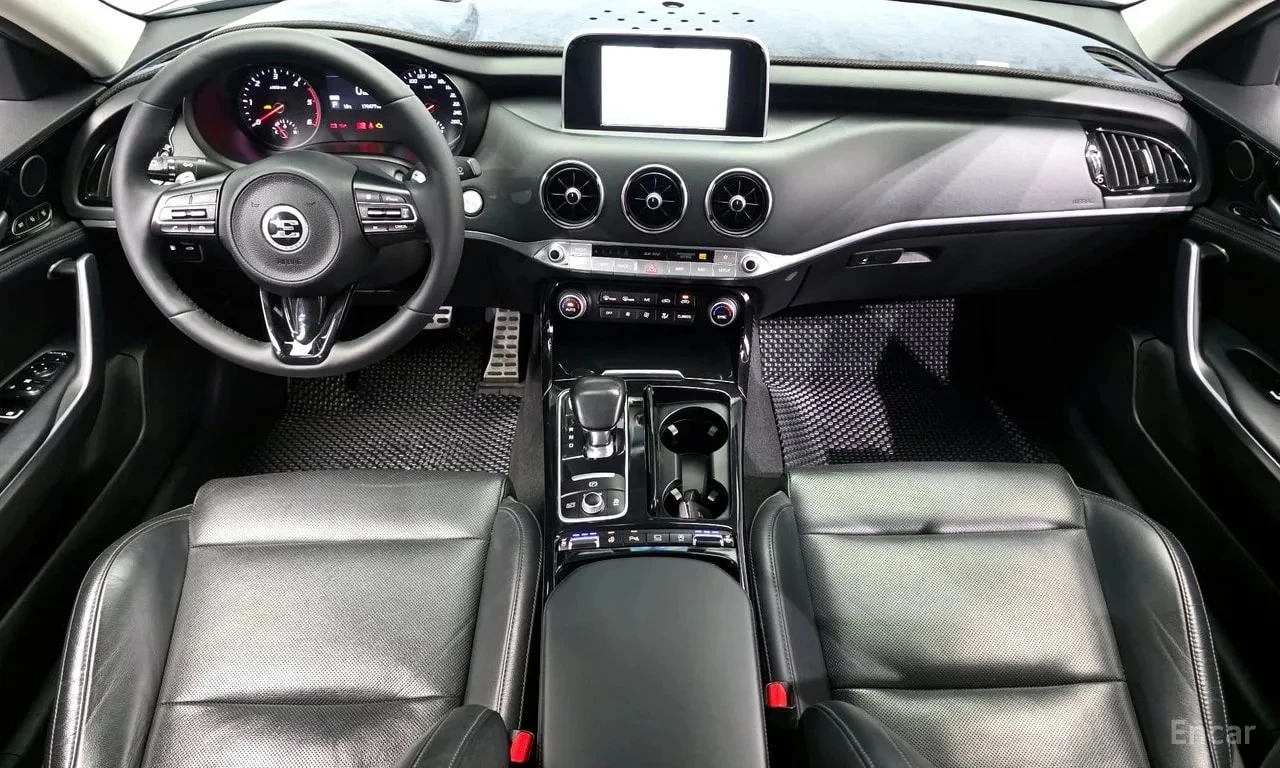 Kia Stinger 2.2 Diesel AWD | АВТОФИНАНСИРАНЕ БЕЗ ПЪРВОНАЧАЛНА , снимка 7 - Автомобили и джипове - 55836797