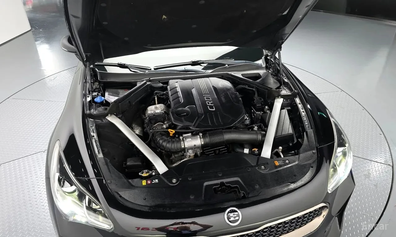Kia Stinger 2.2 Diesel AWD | АВТОФИНАНСИРАНЕ БЕЗ ПЪРВОНАЧАЛНА , снимка 6 - Автомобили и джипове - 55836797
