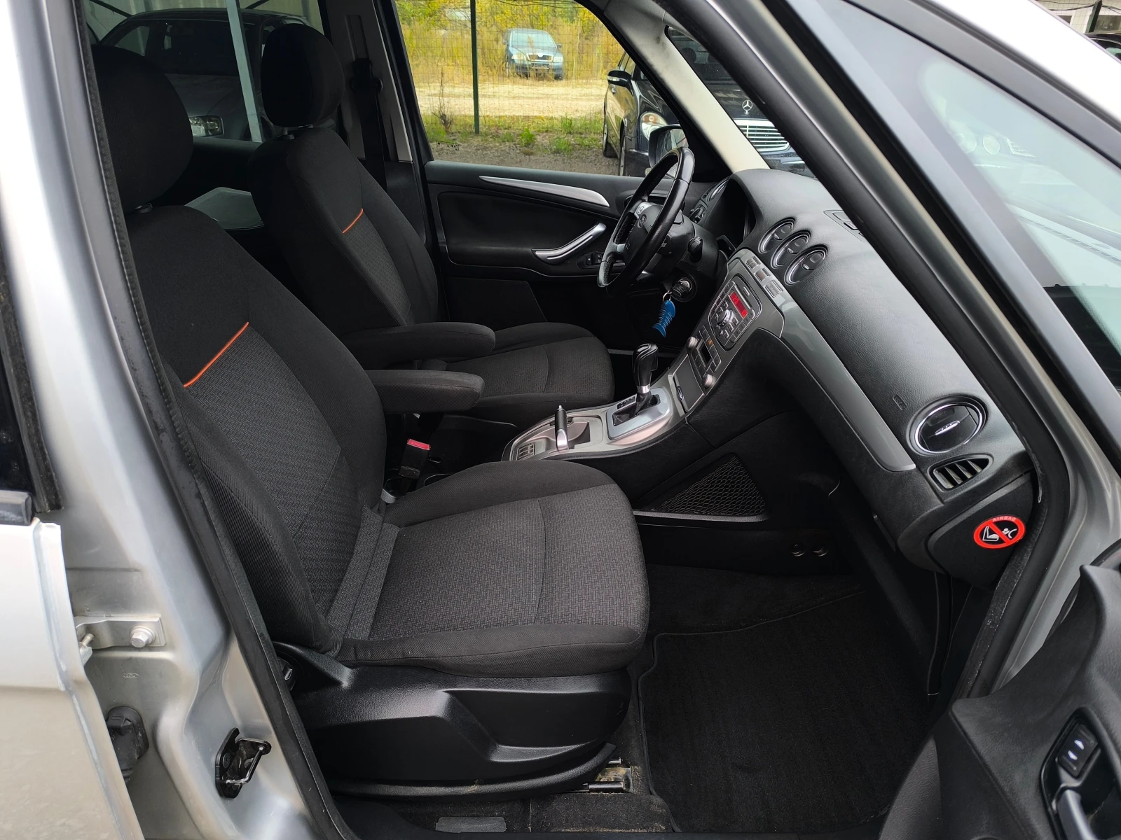 Ford Galaxy -2.0TDCI-140��-���������-7 �����-�����������-GHIA | Mobile.bg � ����������� 15
