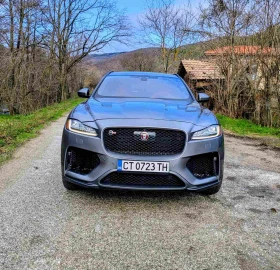 ����� �� �������� �� Jaguar F-PACE SVR 551
