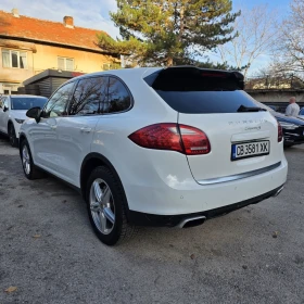 Porsche Cayenne 3.0 V6 Hybrid/Bose/Pano - 35000 лв. / 17895.22 € - 56273775 6