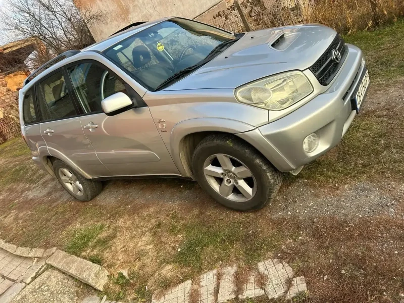 Toyota Rav4 2.0 D4D, снимка 1 - Автомобили и джипове - 48145477