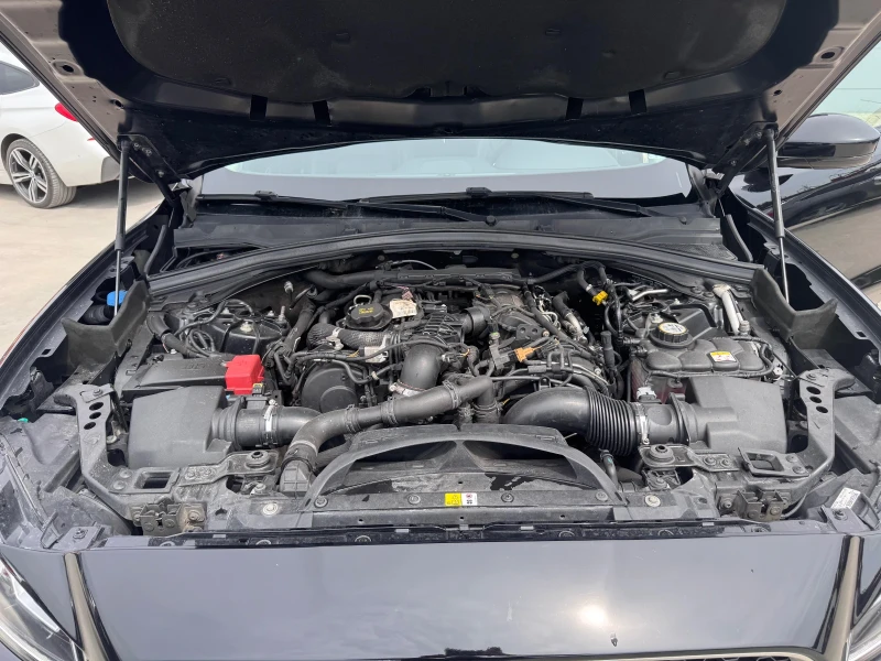 Jaguar F-PACE * 3.0* PANO* R-DESIGN, снимка 16 - Автомобили и джипове - 50384826