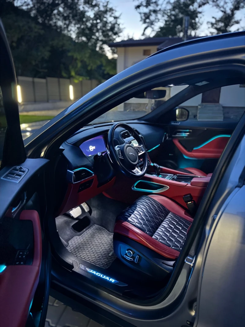 Jaguar F-PACE SVR 551, снимка 17 - Автомобили и джипове - 52487431