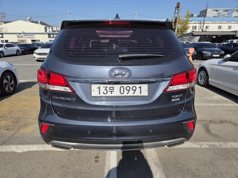 Hyundai Santa fe GrandSantaFe-ОЧАКВАН ВНОС-РЕАЛНИ КМ.ГАРАНЦИЯ!, снимка 5 - Автомобили и джипове - 52552398