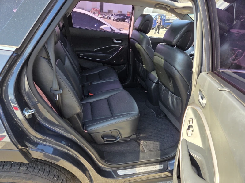 Hyundai Santa fe GrandSantaFe-ОЧАКВАН ВНОС-РЕАЛНИ КМ.ГАРАНЦИЯ!, снимка 10 - Автомобили и джипове - 52552398