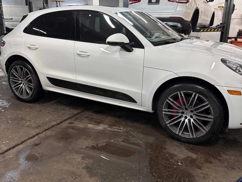 Porsche Macan * Turbo * CARFAX * БЕЗ ПЪРВОНАЧАЛНА ВНОСКА, снимка 3 - Автомобили и джипове - 52742747