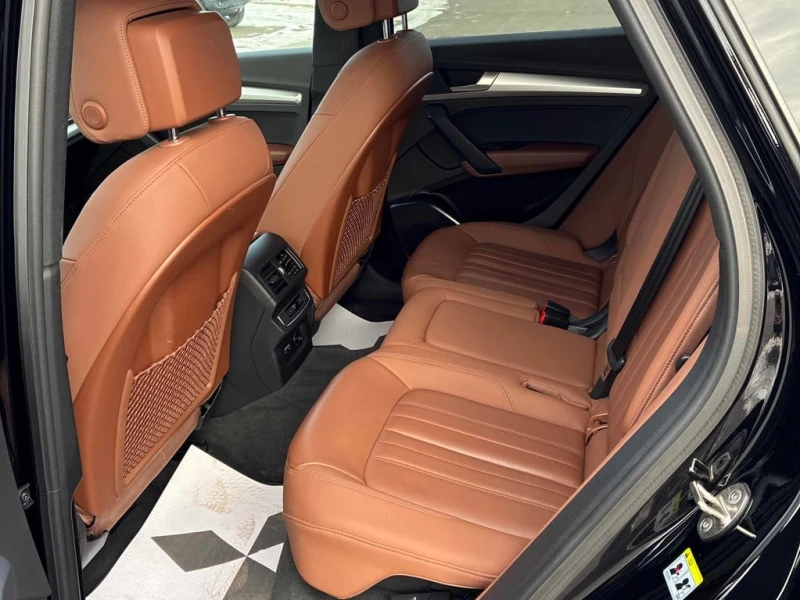 Audi Q5 * Komfort * CARFAX * БЕЗ ПЪРВОНАЧАЛНА ВНОСКА, снимка 16 - Автомобили и джипове - 52744843