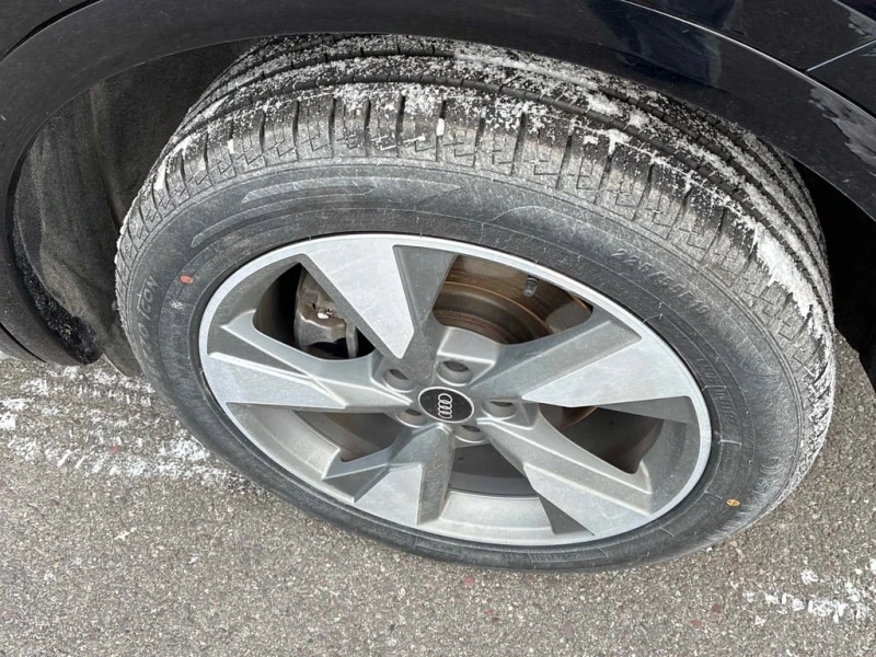 Audi Q5 * Komfort * CARFAX * БЕЗ ПЪРВОНАЧАЛНА ВНОСКА, снимка 14 - Автомобили и джипове - 52744843