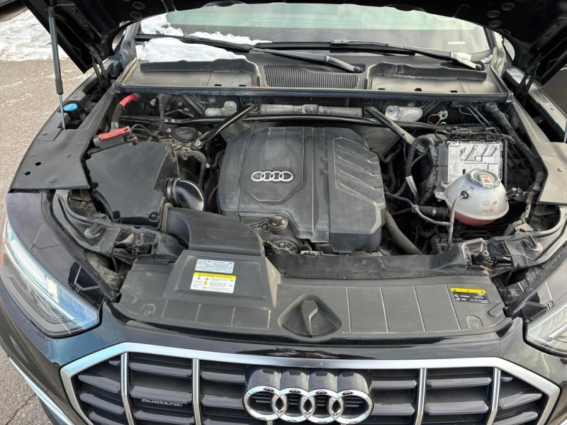 Audi Q5 * Komfort * CARFAX * БЕЗ ПЪРВОНАЧАЛНА ВНОСКА, снимка 12 - Автомобили и джипове - 52744843