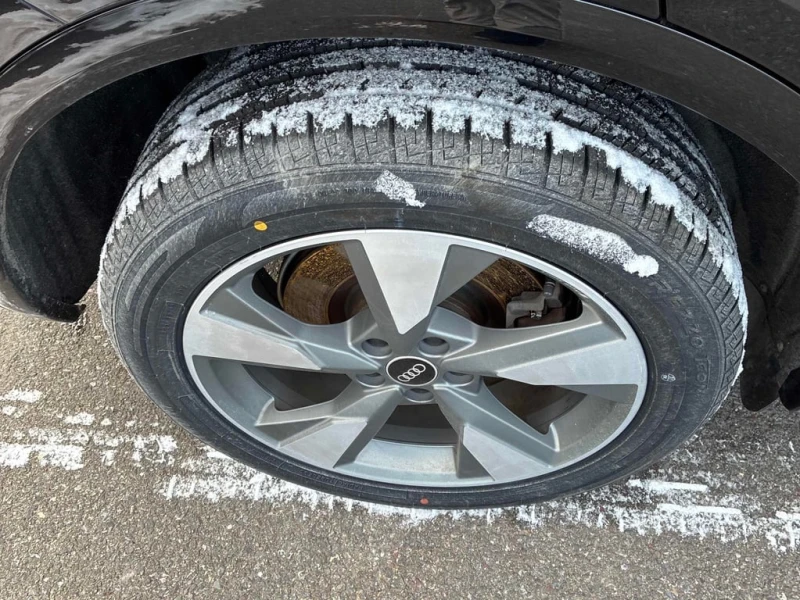Audi Q5 * Komfort * CARFAX * БЕЗ ПЪРВОНАЧАЛНА ВНОСКА, снимка 10 - Автомобили и джипове - 52744843