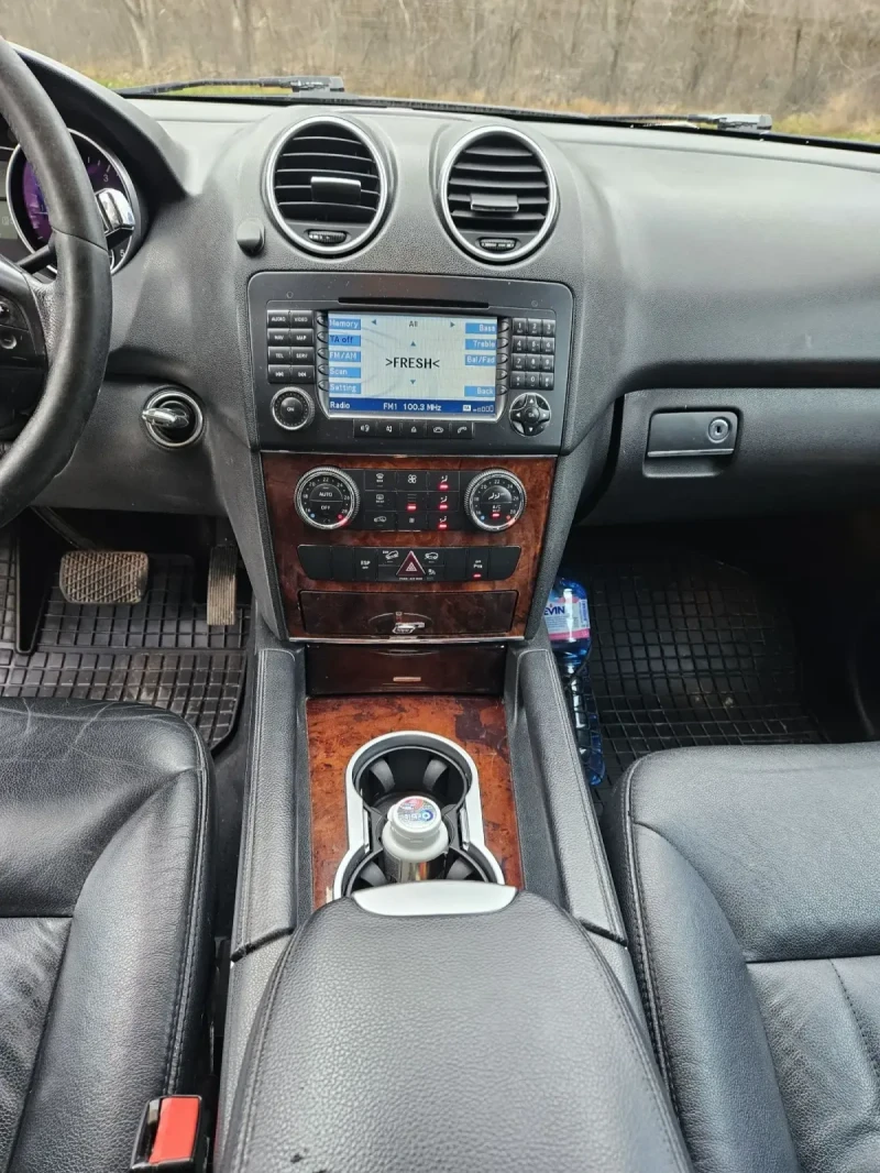 Mercedes-Benz ML 320, снимка 11 - Автомобили и джипове - 52864634