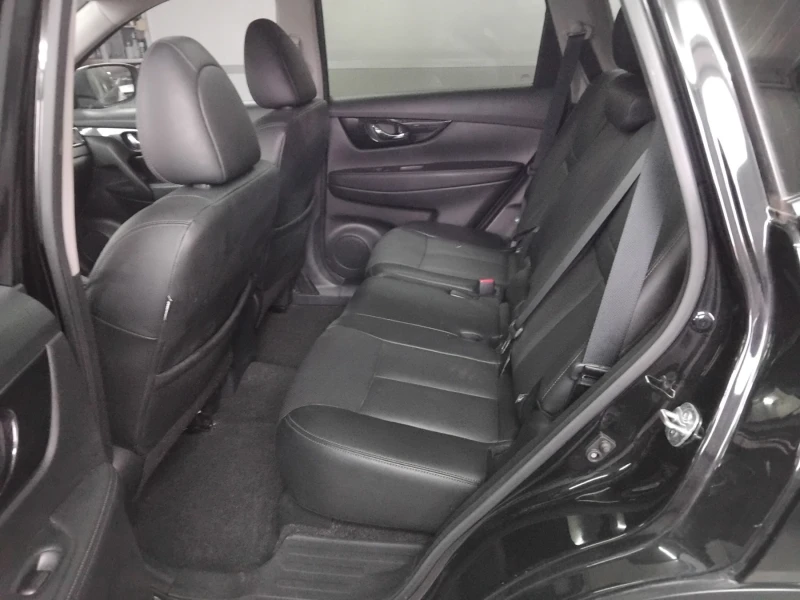 Nissan Rogue SL AWD, снимка 8 - Автомобили и джипове - 52878734