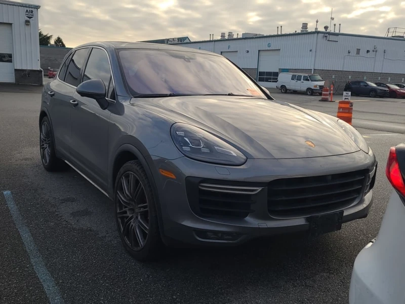 Porsche Cayenne * TURBO SPORT UTILITY 4D * CARFAX * ЦЕНА ДО БГ, снимка 2 - Автомобили и джипове - 53192991