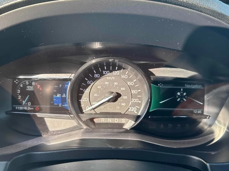 Ford Explorer * XLT * CARFAX * БЕЗ ПЪРВОНАЧАЛНА ВНОСКА, снимка 8 - Автомобили и джипове - 53215000