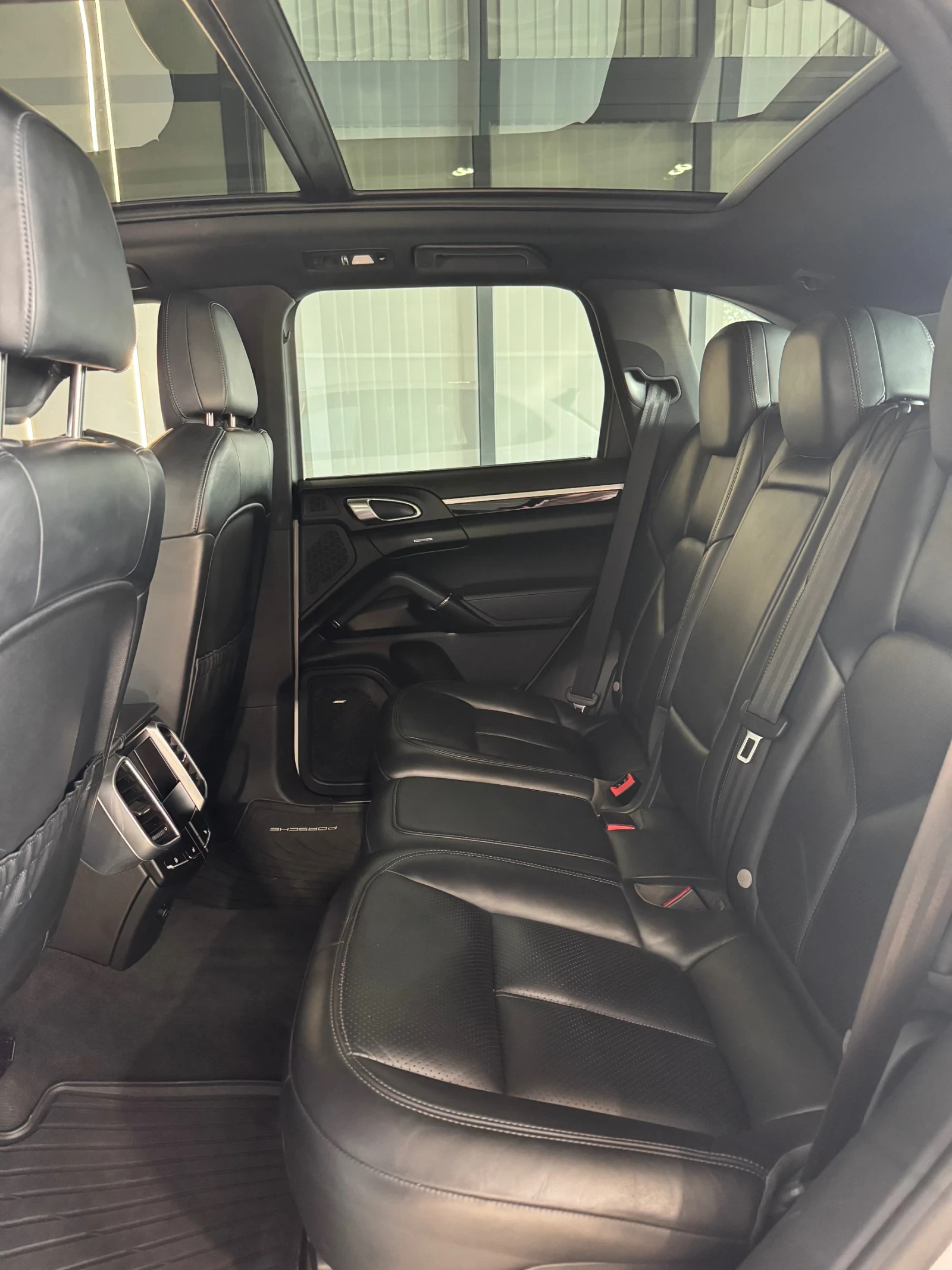 Porsche Cayenne * FACELIFT * BOSE * ПАНОРАМА *  - изображение 5
