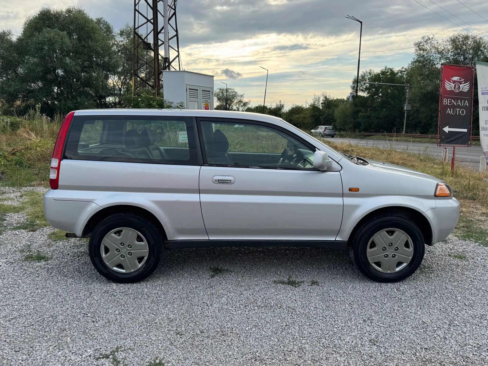 Honda Hr-v 1.6-105 к.с 4х4  - изображение 8