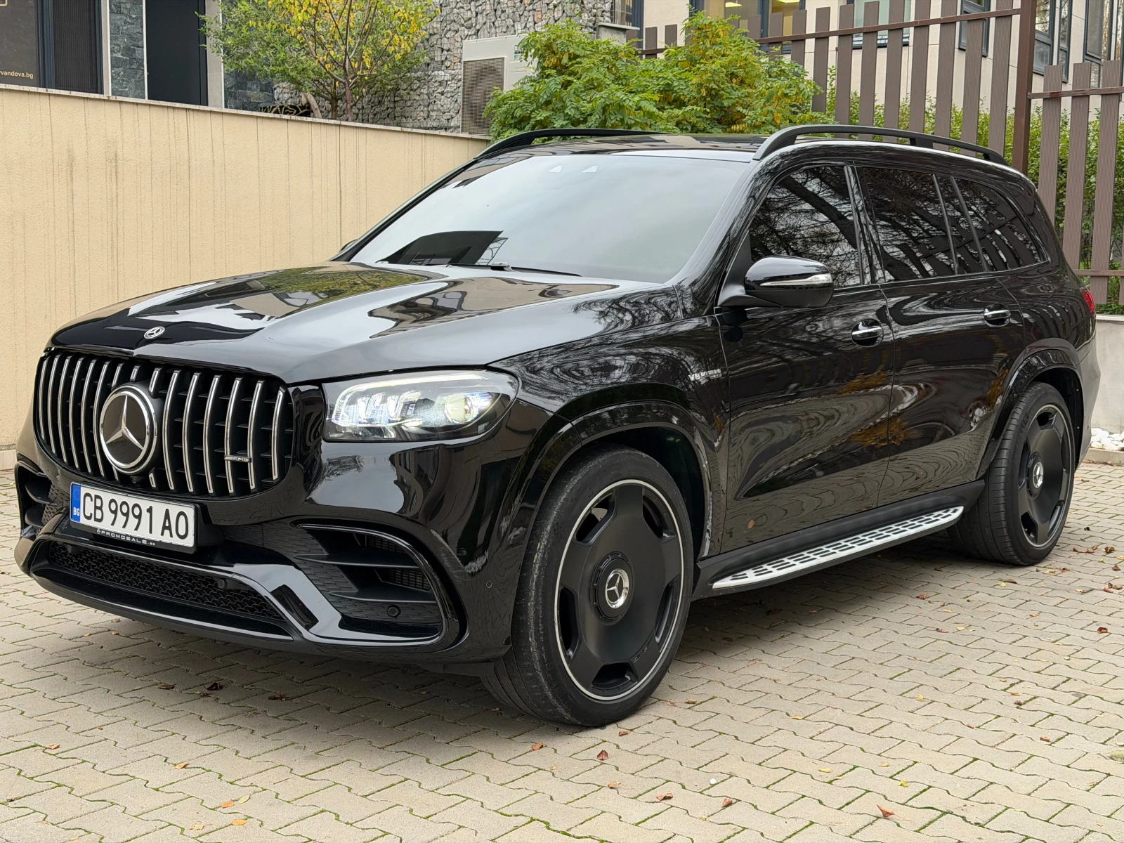 Mercedes-Benz GLS 63 AMG CARBON CERAMIC\PANO\HEAD  UP\ DISTRONIC\360*  - изображение 2