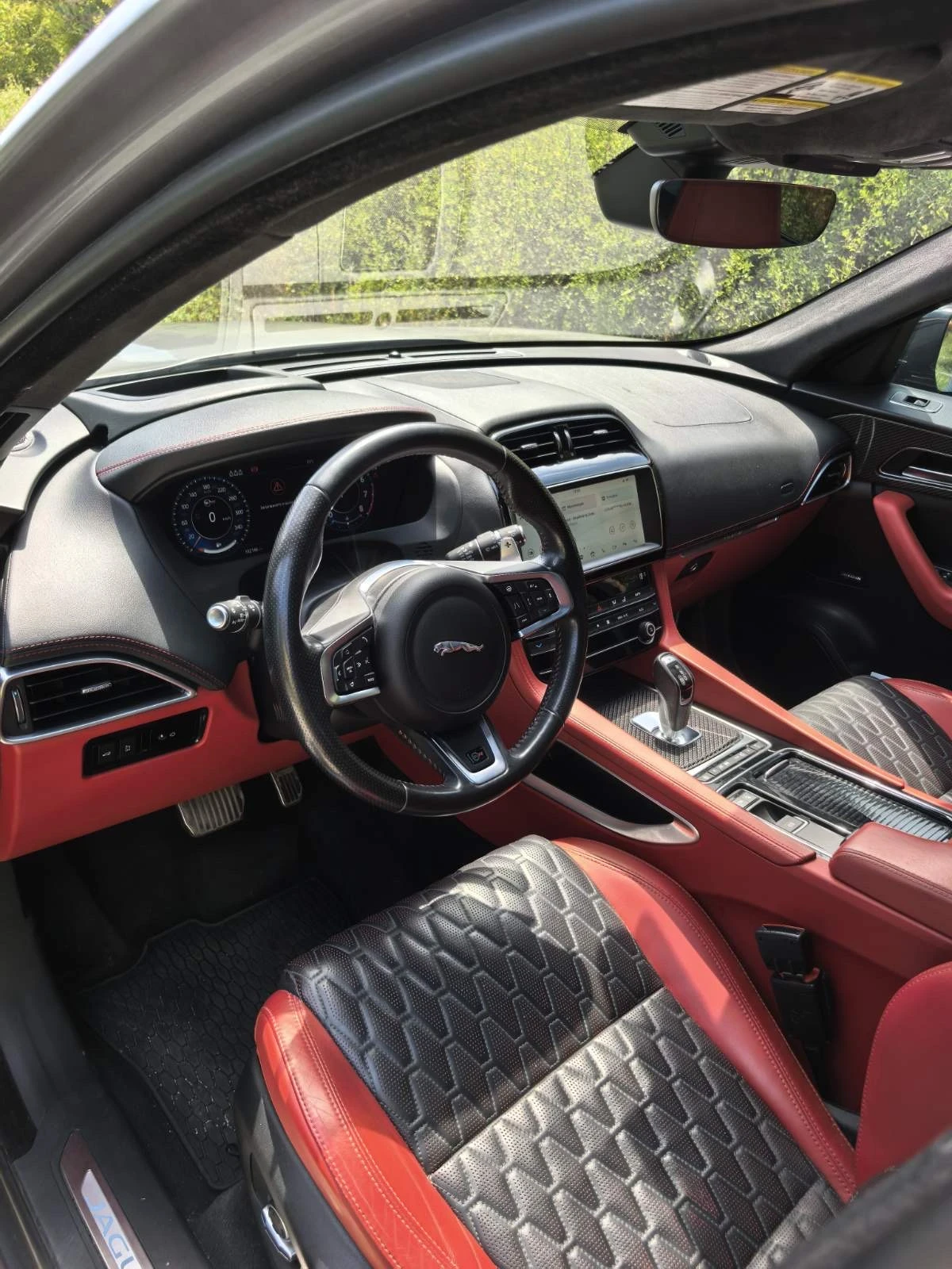 Jaguar F-PACE SVR 551 | Mobile.bg   13