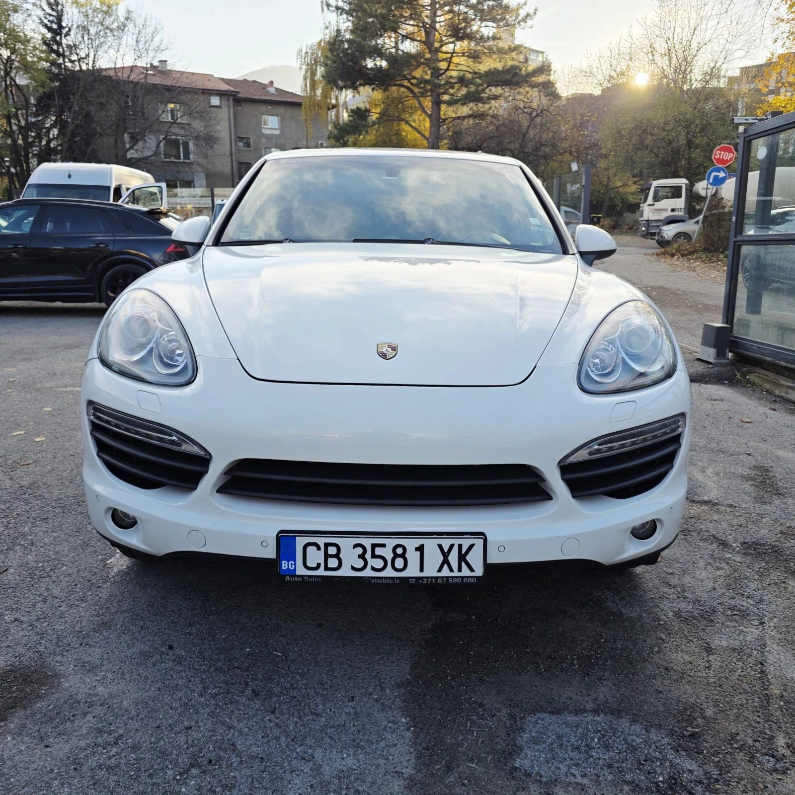 Porsche Cayenne 3.0 V6 Hybrid/Bose/Pano - изображение 2