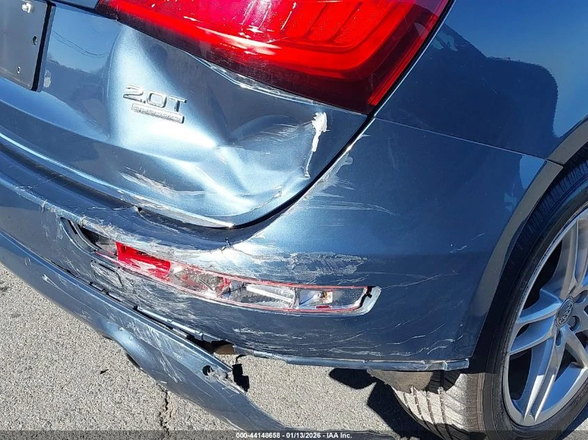 Audi Q5 2l 2.0T Premium - изображение 6