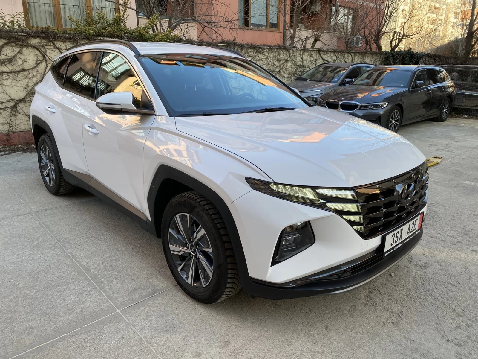 Hyundai Tucson 1.6 T-GDI/ Smart/ Гаранция до 2028/ Наличен!, снимка 3 - Автомобили и джипове - 53727950