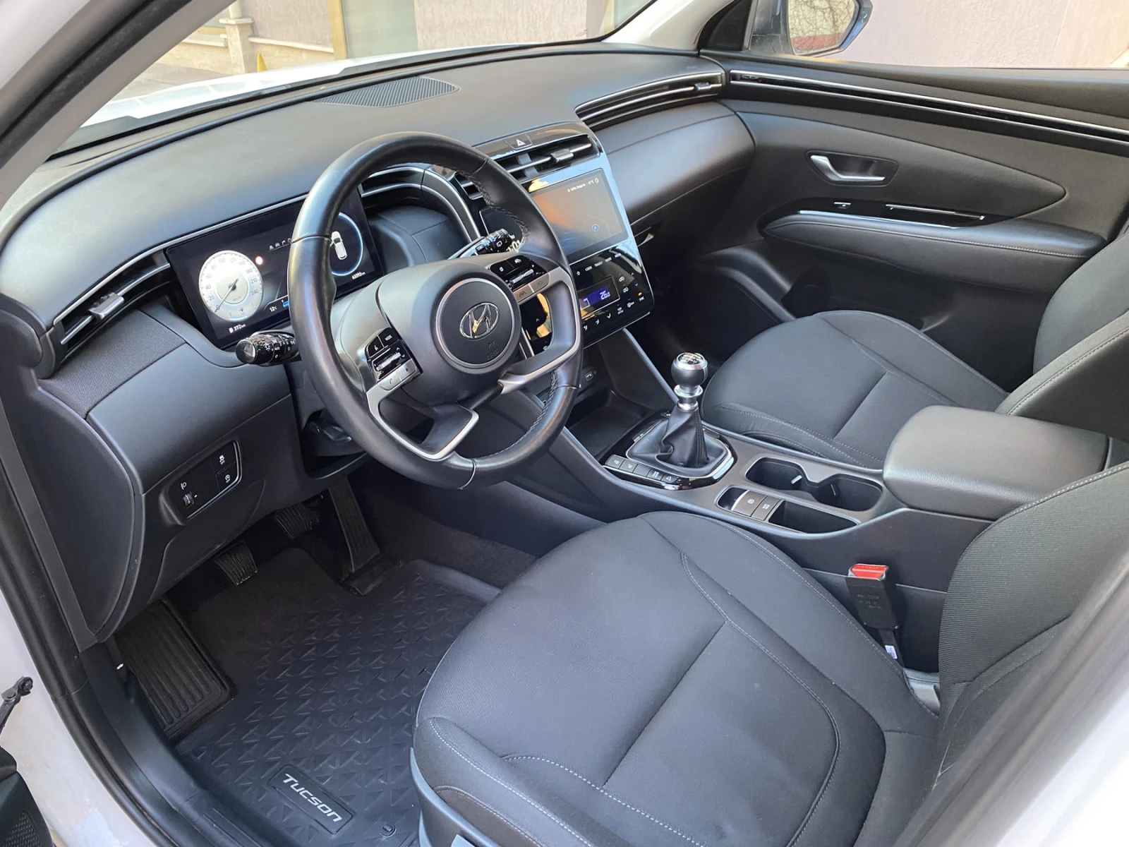 Hyundai Tucson 1.6 T-GDI/ Smart/ Гаранция до 2028/ Наличен!, снимка 10 - Автомобили и джипове - 53727950