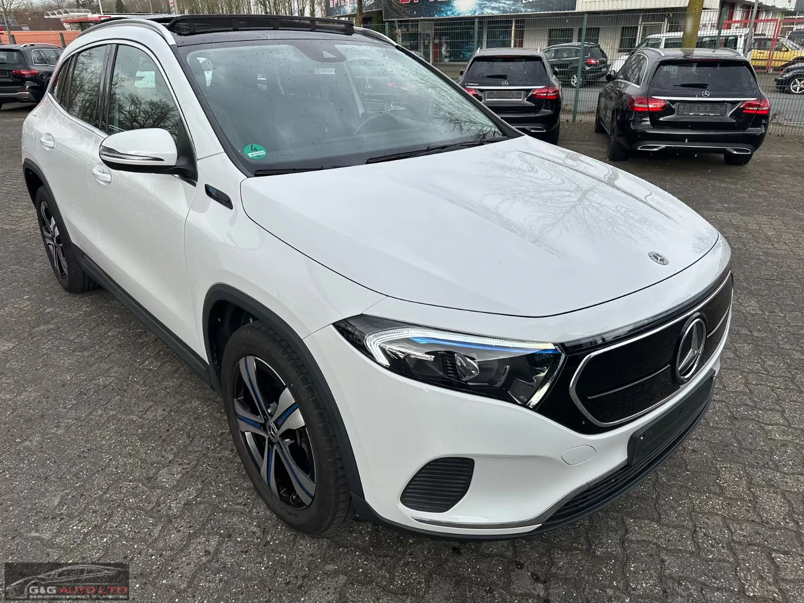 Mercedes-Benz EQA 250/PROGRESSIVE/190HP/PANO/CAM/AHK/LED/H.PUMP/927g, снимка 3 - Автомобили и джипове - 53837771