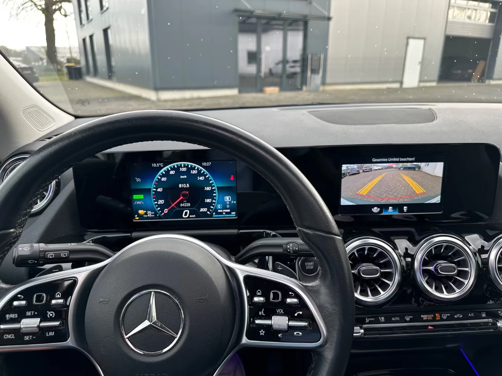 Mercedes-Benz EQA 250/PROGRESSIVE/190HP/PANO/CAM/AHK/LED/H.PUMP/927g, снимка 8 - Автомобили и джипове - 53837771