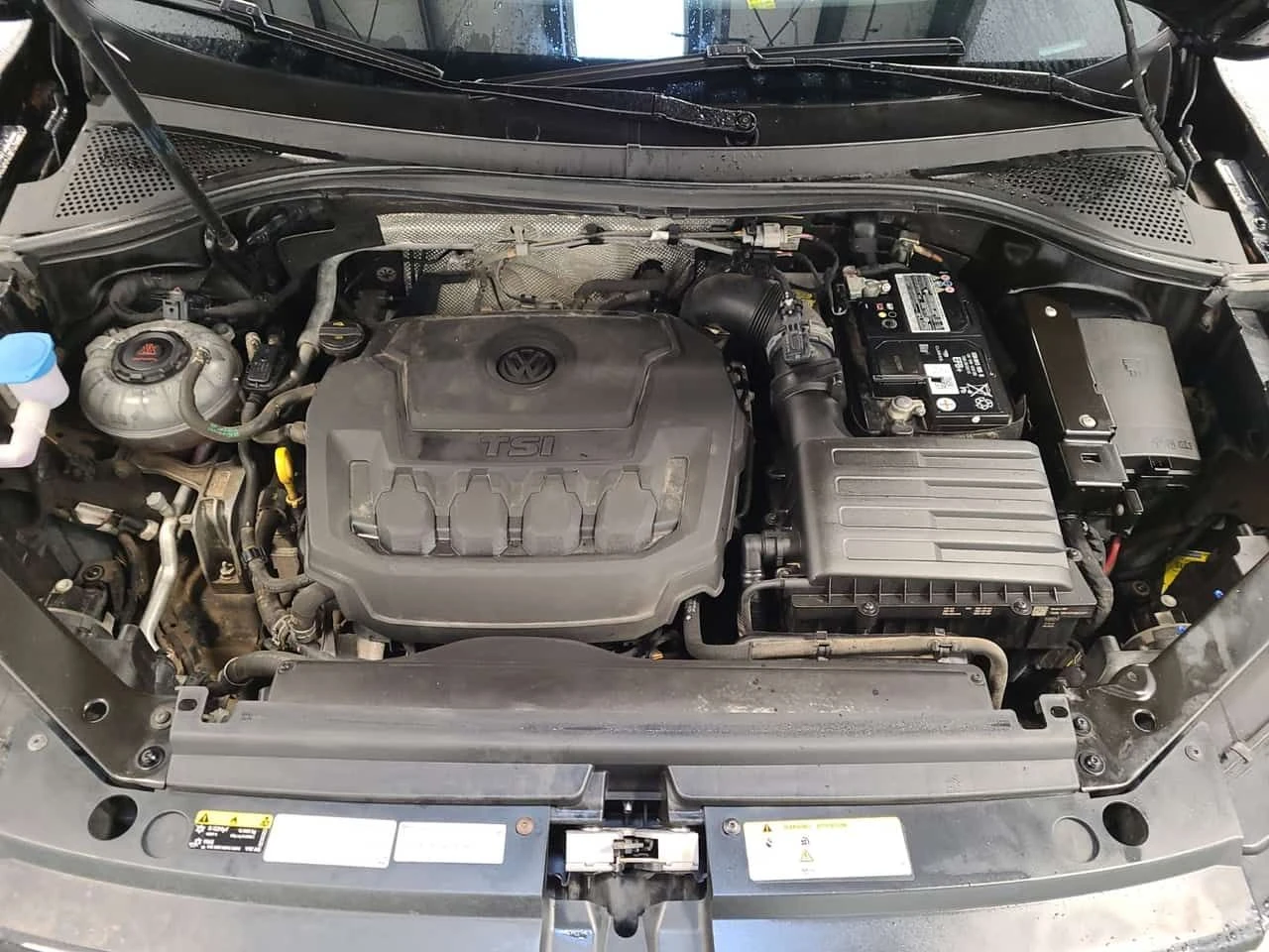 VW Tiguan UNITED| PANO| ПОДГРЕВИ| CARFAX, снимка 7 - Автомобили и джипове - 53962229