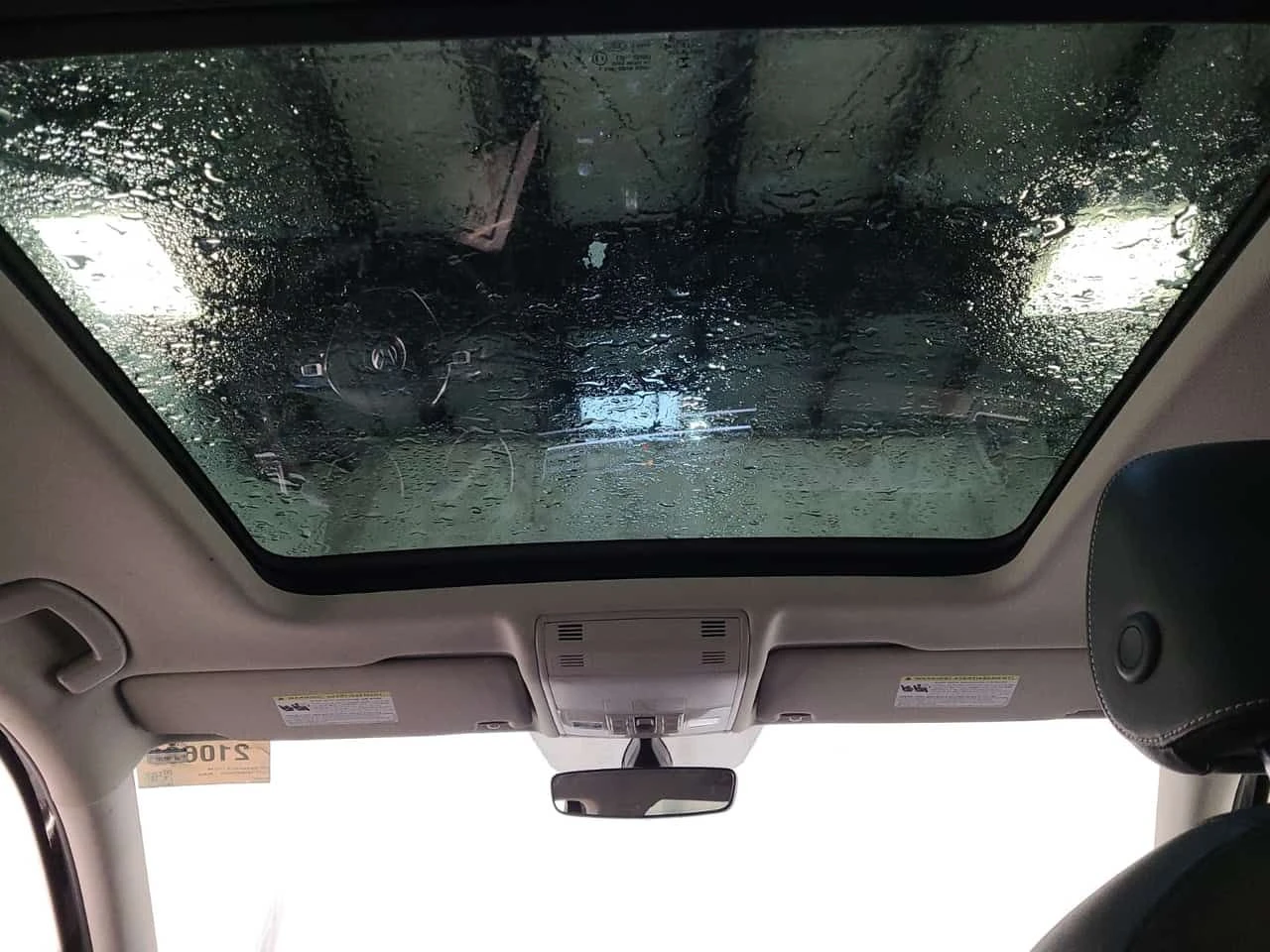 VW Tiguan UNITED| PANO| ПОДГРЕВИ| CARFAX, снимка 13 - Автомобили и джипове - 53962229