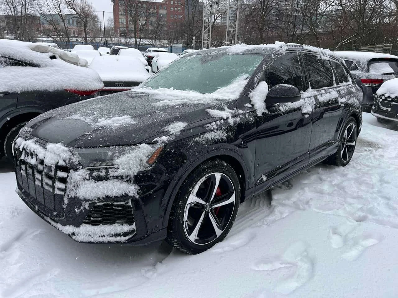 Audi SQ7 * Premium Plus * CARFAX * ЦЕНА ДО БГ, снимка 2 - Автомобили и джипове - 54240083