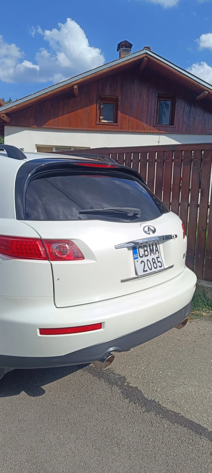 Infiniti Fx 35, снимка 4 - Автомобили и джипове - 55644599