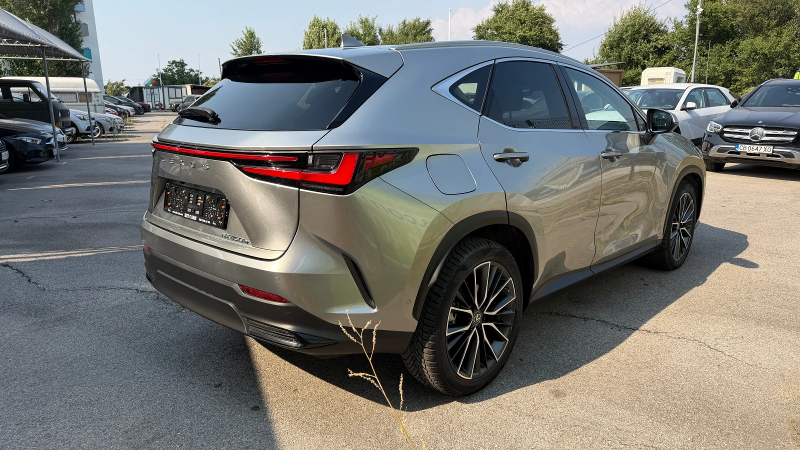 Lexus NX 450 Plug In Hybrid Luxury AWD, снимка 6 - Автомобили и джипове - 55708566